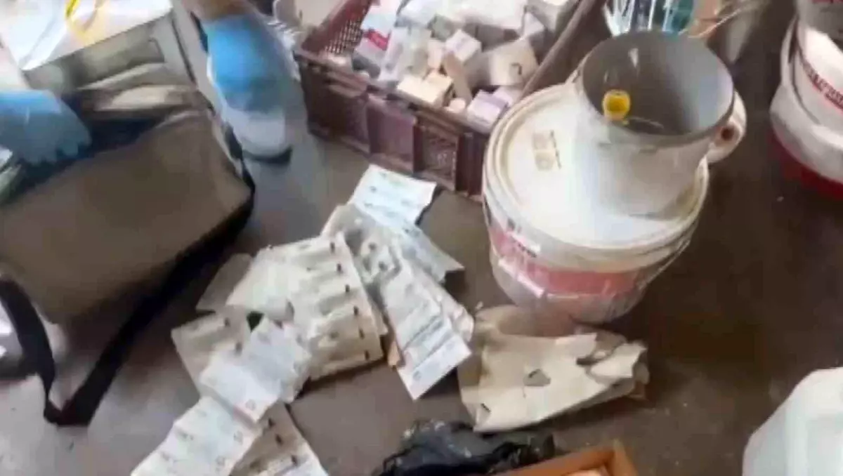 gaziantepte kacak tibbi ilac operasyonu 2 bin 334 adet ilac ele gecirildi YhmpkCgU.jpg