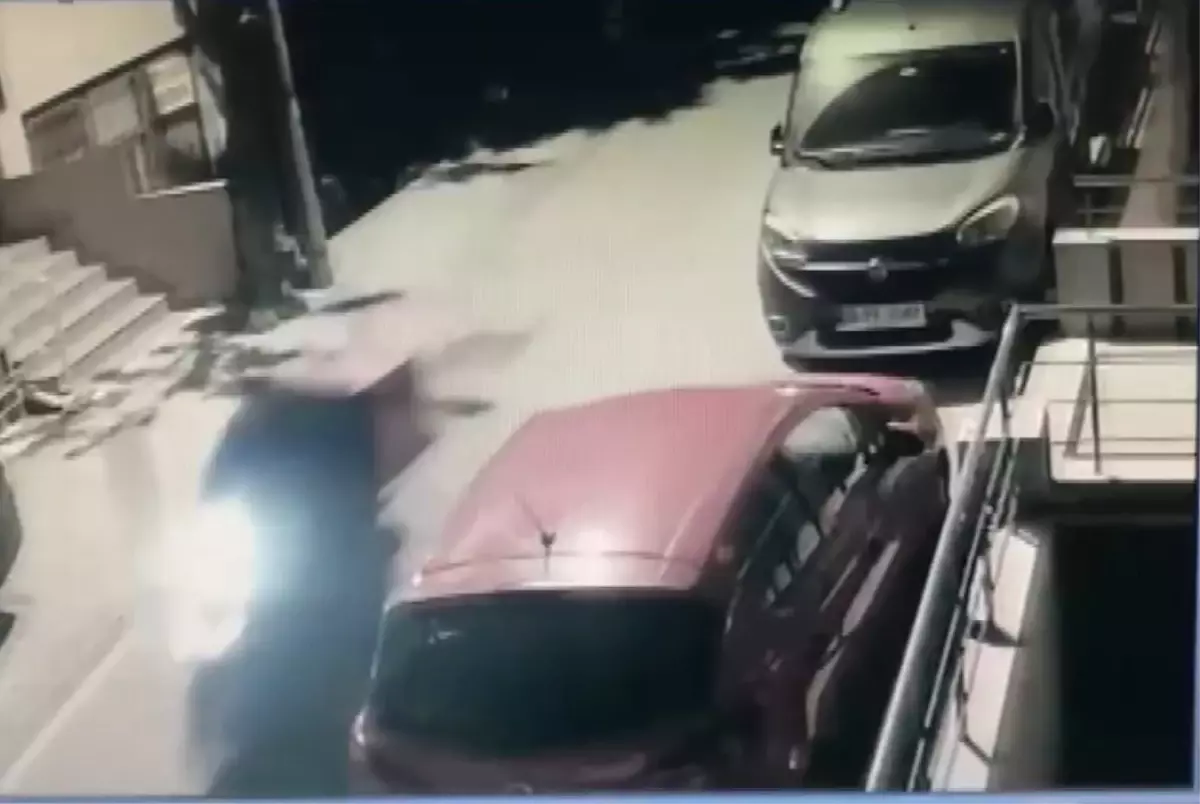 istanbulda park halindeki motosikletleri calan supheliler tutuklandi qIlgwS8N