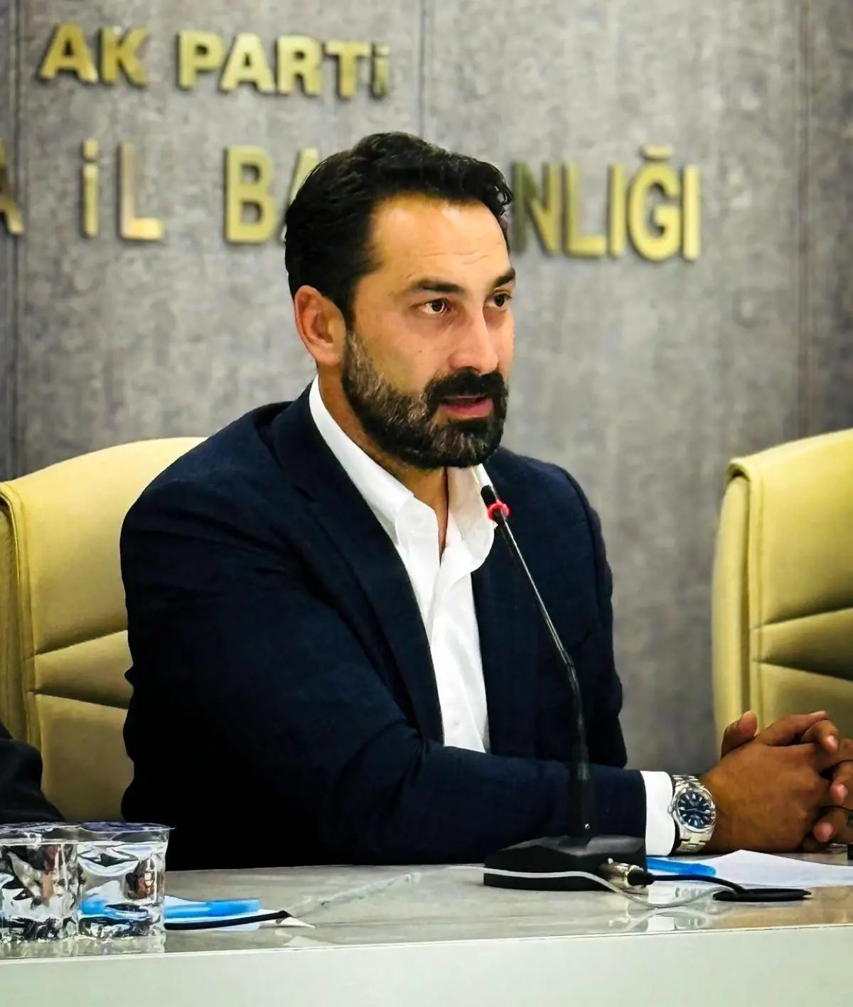 mucahit arinctan ilksen ozalpere tebrik 2BaZmDFM.jpg