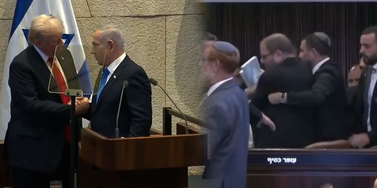 trump konusurken israil meclisinde eylem ulkemiz soykirim yapiyor diyerek protesto ettiler 97fV9233.jpg