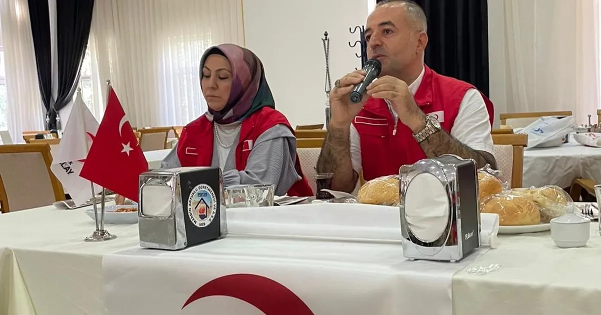 turk kizilayi artuklu subesinden istisare ilgisi FITM2fqs