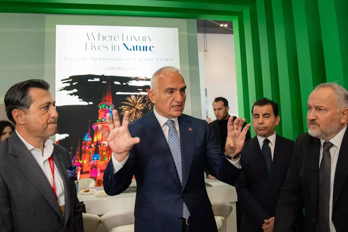 bakan ersoy turizm gelirinde yil sonu hedefimiz 64 milyar dolara emin adimlarla ilerliyoruz u7a1m6SS.jpg