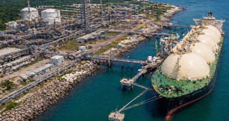 dev-dogalgaz-projesi-ulkenin-kaderini-degistirecek-askiya-alinan-proje-5-yil-sonra-yeniden-basladi-nDHUtmNO