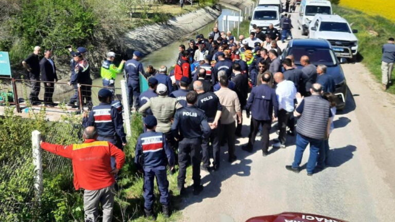 kayip-kadindan-aci-haber-sulama-kanalinda-cansiz-bedeni-bulundu-aB7fURMh