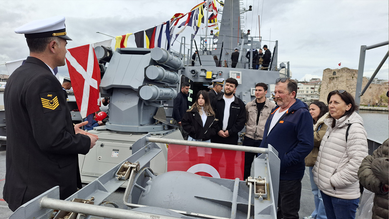 Sinop’ta 23 Nisan Coşkusu: Türk Donanması’na Büyük İlgi