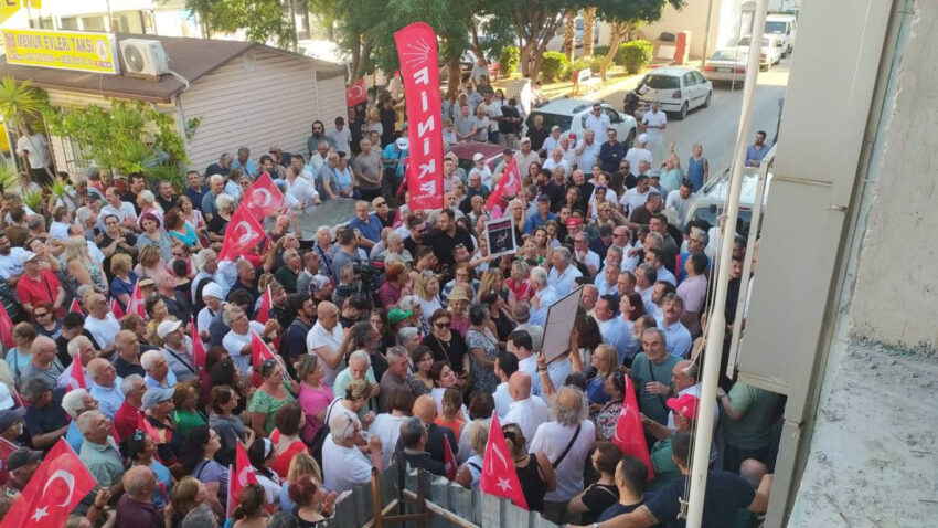 CHP Antalya’da görevden alma kararına tepki: Nail Kamacı’dan duygusal veda mesajı