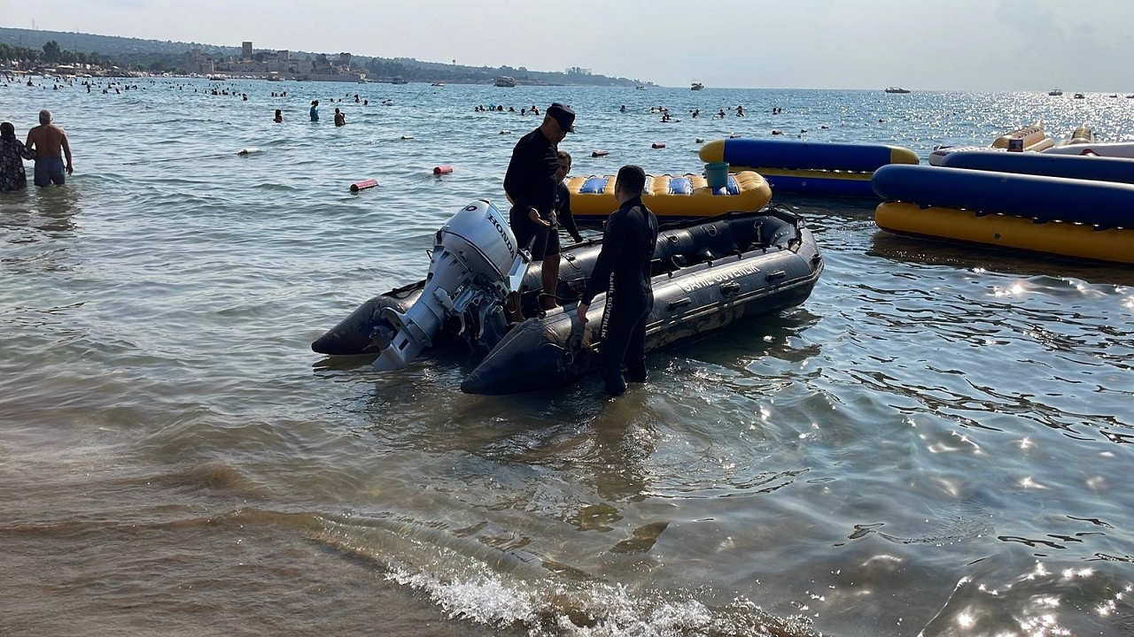 Denizde kayboldugu saniliyordu polis kontrolunde ortaya cikti KL4nGbl3